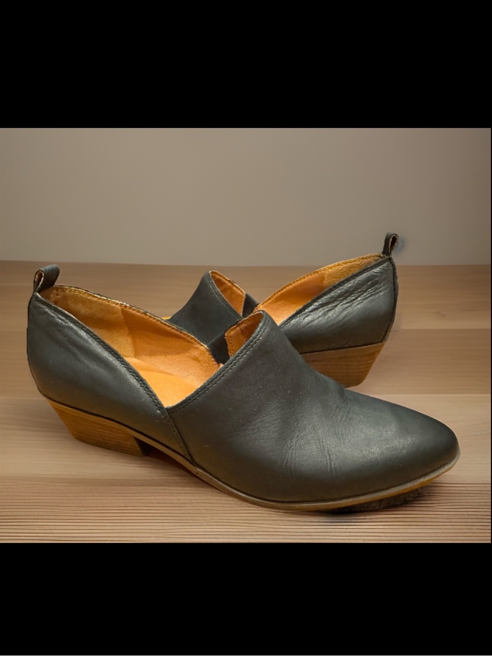Lucky Brand Women's Morriah Low Heel Black Leather Slip-On Booties Size 9M